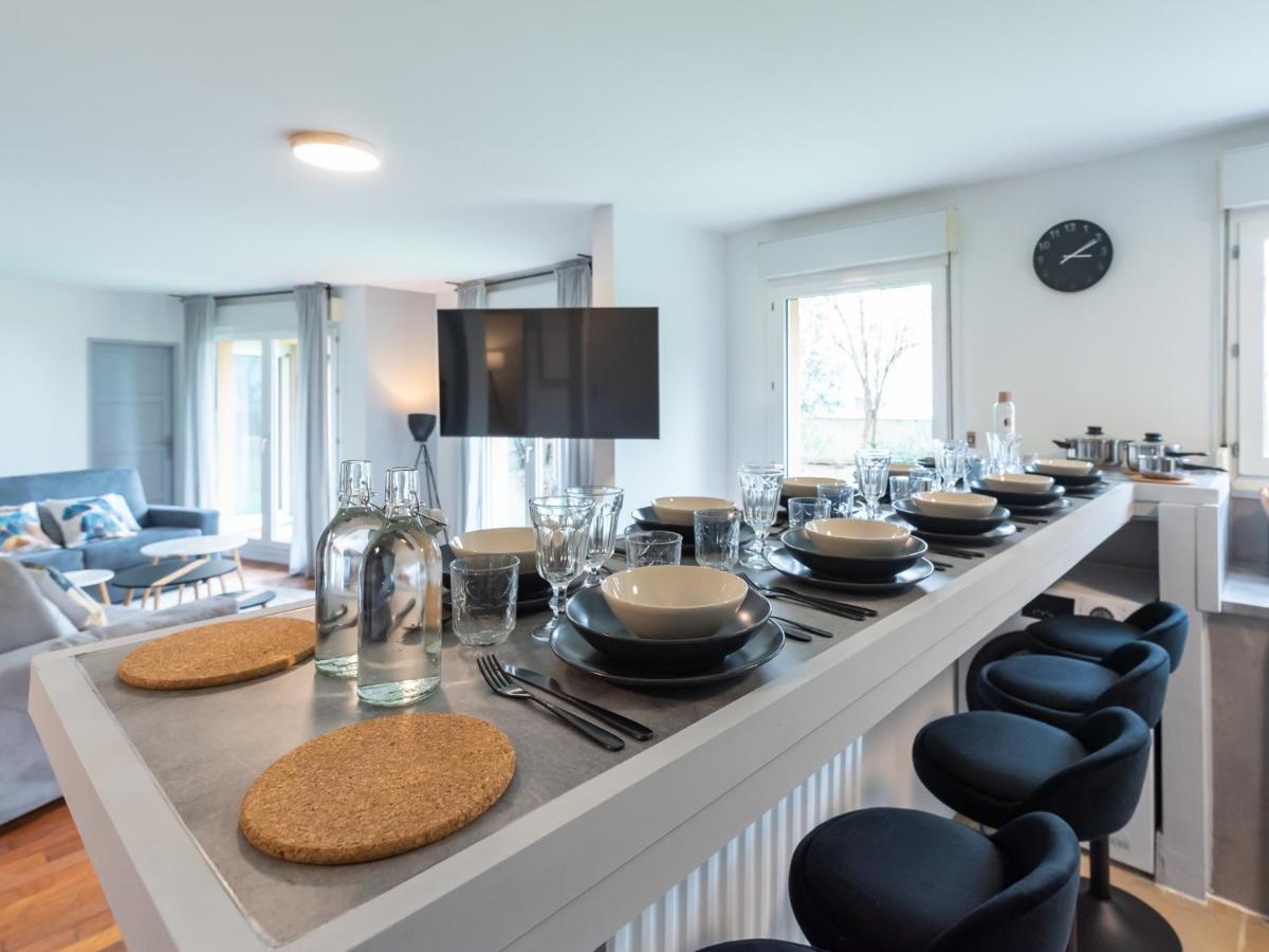 Le Phenix - Hypercentre 16 Personnes Garage Gratuit Wifi Jardin Barbecue Proche Parc Tete D'Or Daire Villeurbanne Dış mekan fotoğraf